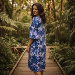 Rafaela Palms Tropical Print Dress with Short Ruffled Sleeves Size XL